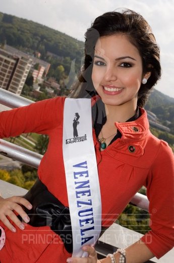 martinez1.jpg